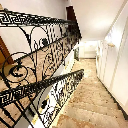 Piazza Di Spagna Prestige 4*
