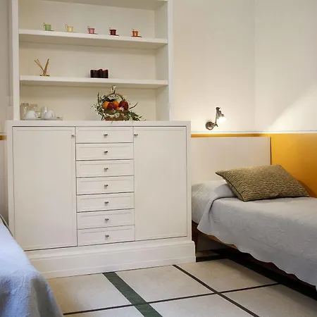 Piazza Di Spagna Prestige בית הארחה רומא