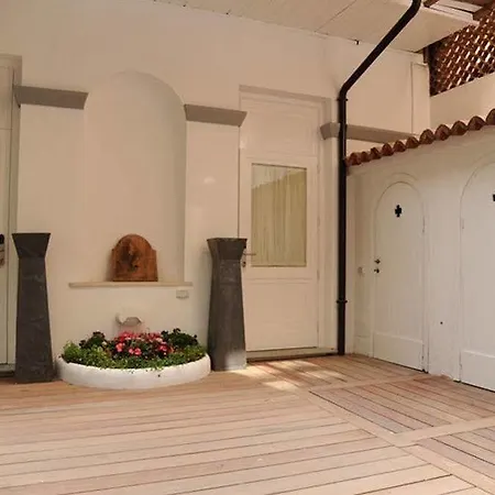 Piazza Di Spagna Prestige 2*